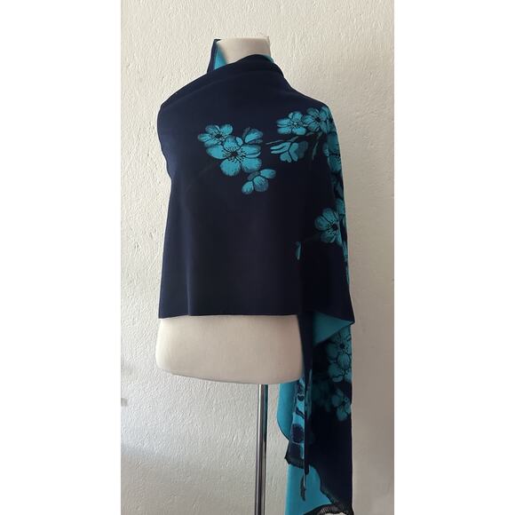 Pashmina Scarf Wrap Womens 76 in x 24 Blue Reversible 100% Cashmere Floral - Picture 3 of 15